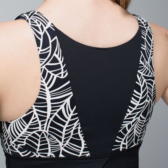 Lululemon Run Ta Ta Topper Black/Pretty Palm Black Angle Wing Athletic Tank 10 - Picture 5 of 14